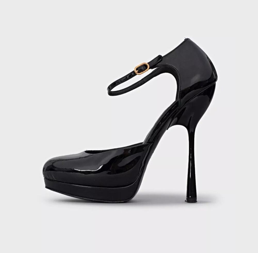 Alexander McQueen Black Patent Leather Sculpted Pumps Sz.37.5